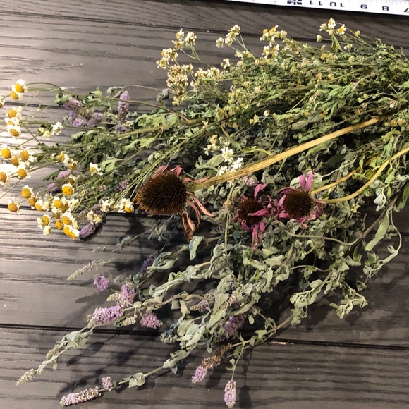 #5~Dried Flowering Herbs Bundle~Echinacea Mint Feverfew~Floral Crafts Decor - Picture 1 of 8
